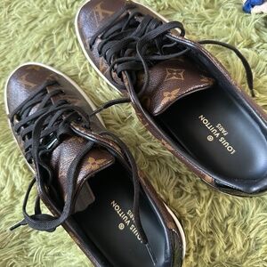 Louis Vuitton Frontrow sneakers